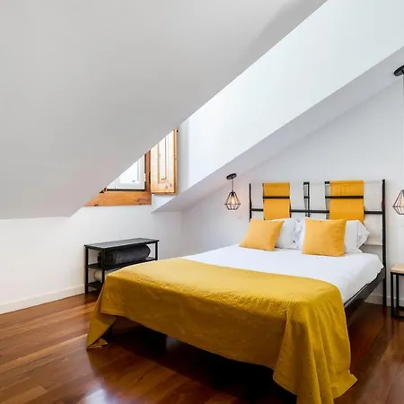 Stunning And Spacious Lofts Just By Graca And Alfama ליסבון