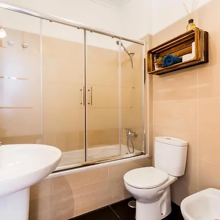 Stunning And Spacious Lofts Just By Graca And Alfama *