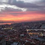 Graca And Alfama Heritage 3-Br Signature Suites By Nestatlisbon *