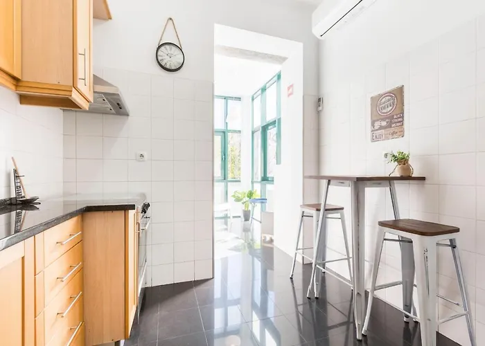 Апартаменти Stunning And Spacious Lofts Just By Graca And Alfama Лісабон