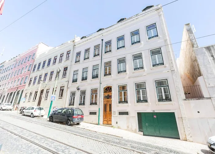 Апартаменти Stunning And Spacious Lofts Just By Graca And Alfama Лісабон
