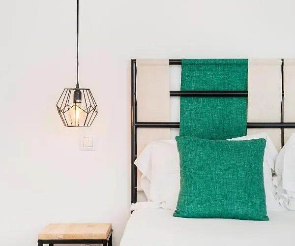 Stunning And Spacious Lofts Just By Graca And Alfama