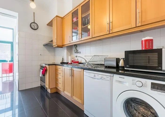 Апартаменти Stunning And Spacious Lofts Just By Graca And Alfama Лісабон